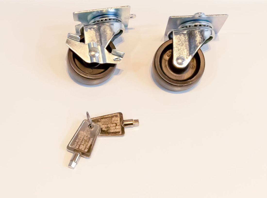 Omcan - 60" 15.4 Cu. Ft Chest Freezer With Solid Flat Top - 46504