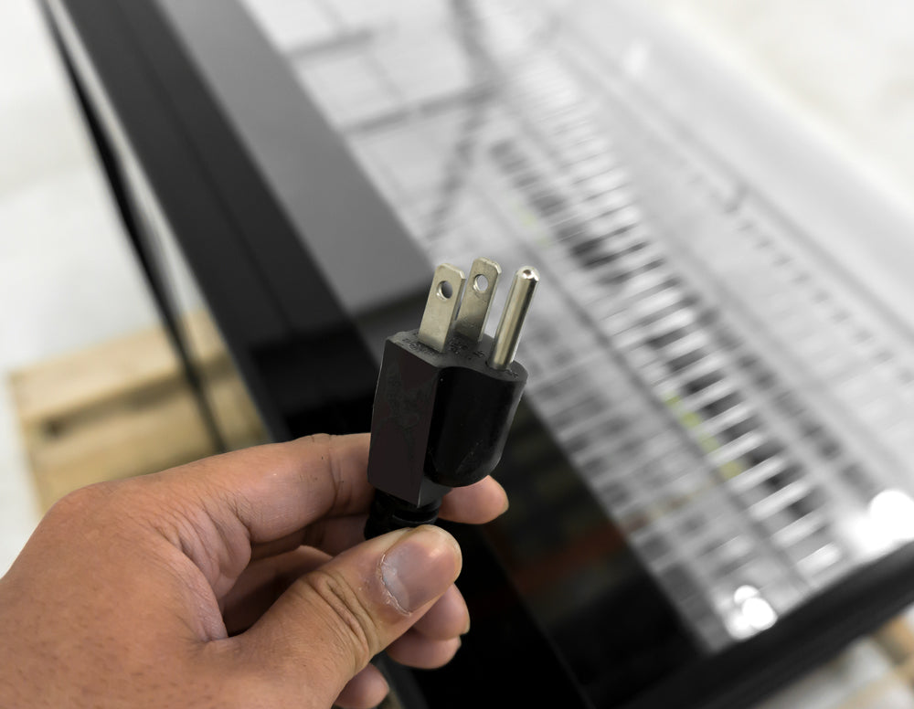 Omcan - 60" Stainless Steel Countertop Drop-in Curved Glass Refrigerated Display Showcase - 47562