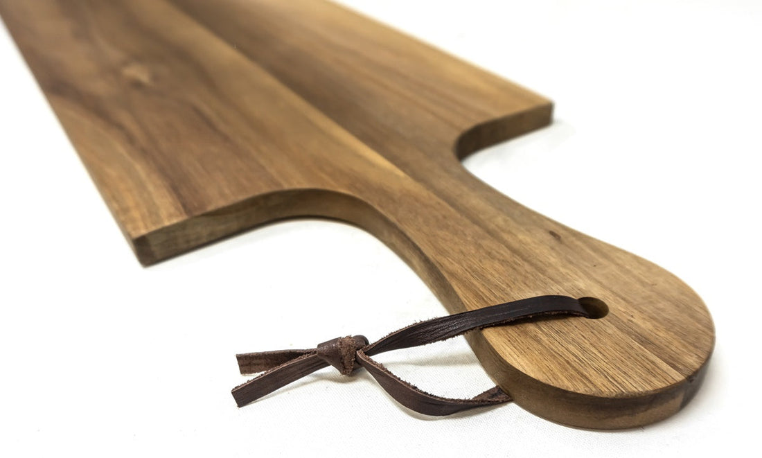 Omcan - 8" x 17" Acacia Wood Pizza, Flatbread and Charcuterie Wooden Serving Board With Oil Treatment, Pack of 10 - 81065