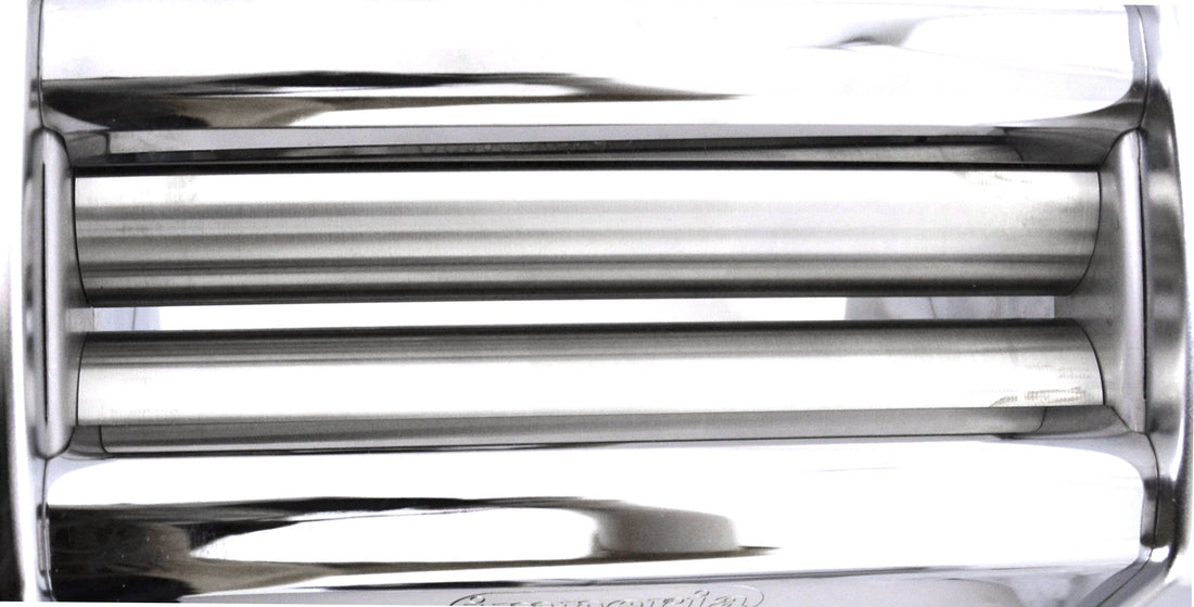 Omcan - European-Style Commercial Stainless Steel Manual Pasta Sheeter - 13231