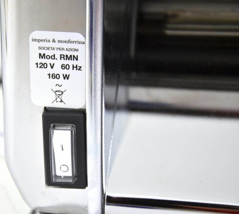 Omcan - European-Style Commercial Stainless Steel Manual Pasta Sheeter - 13231