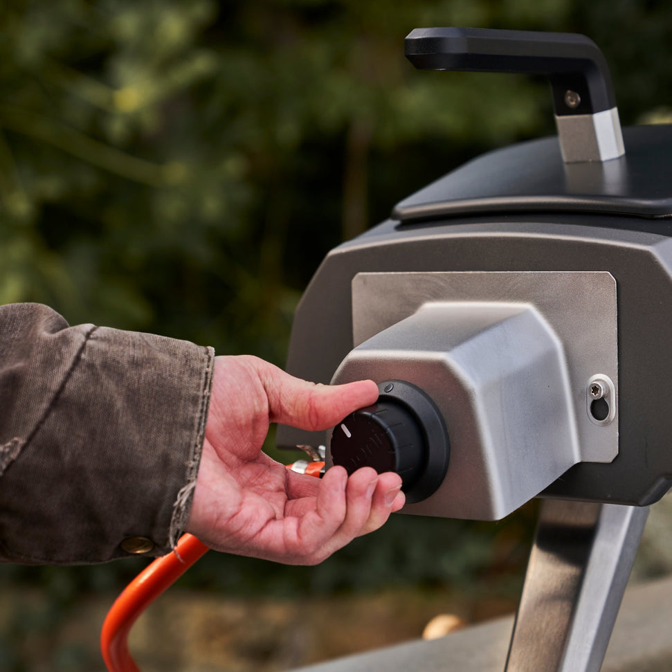 Ooni - Karu 2 Multi-Fuel Pizza Oven - UU-P25100