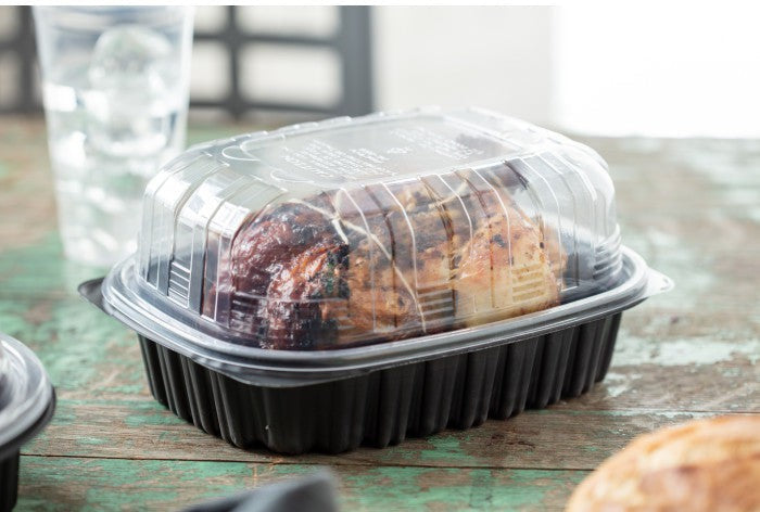 Pactiv Evergreen - 10" x 7" x 4.5" Large/Medium Roaster Hot/Cold Display, Takeout Container, Black Base with Clear Dome, Pack of 100- YCNC600800DZE