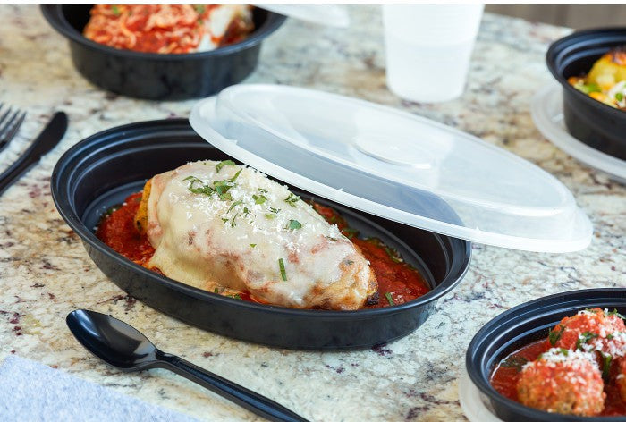 Pactiv Evergreen - VERSAtainer Oval 24 Oz Black Base with Clear Dome Microwavable Takeout Container And Lid Combo, Pack of 150 - OC24B