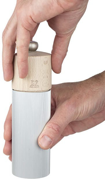 Peugeot - Line 7" Natural Salt Mill (18 cm) - 3991200