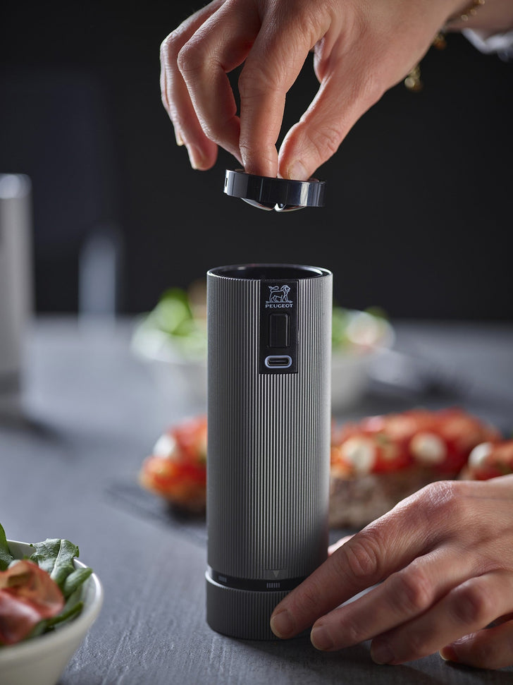 Peugeot - Line Electric 6" Carbon Rechargeable Pepper Mills (15cm) - 43148