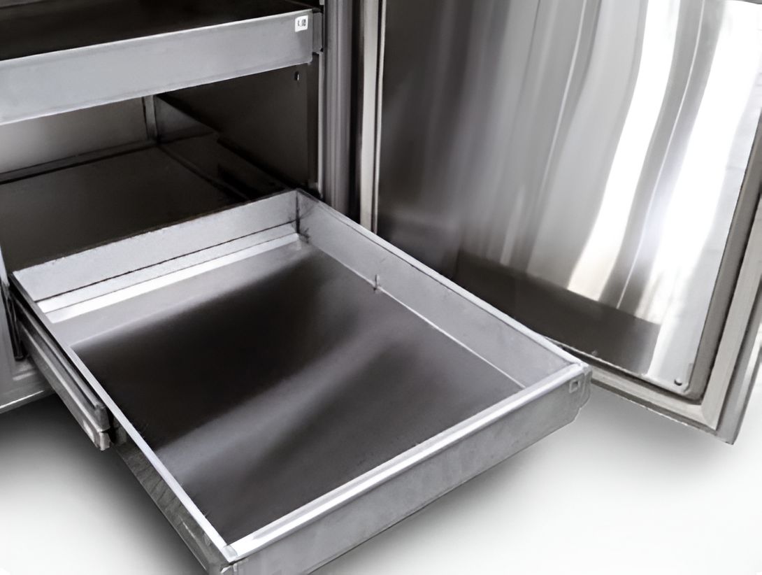 Randell - Removable Pan Slides With (8) 18" x 26" Pan Capacity For Prep Staions/Flat Top - SMRCKWR (Special Order 4-6 Weeks)