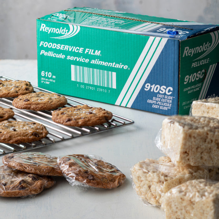 Reynolds Wrap - 12" x 2000 ft Food Service Plastic Film Wrap with Slide Cutter, 2000ft/rl - 910SC (Special Order Item)