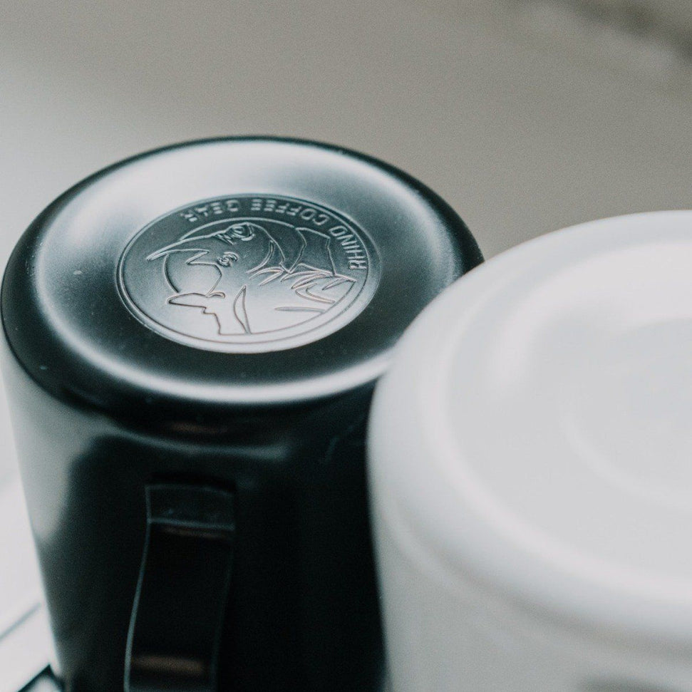 Rhino - 32 Oz Black (950ml) Stealth Milk Pitcher - RHTEF32OZ - Special Order Item, ETA 4-6 Weeks