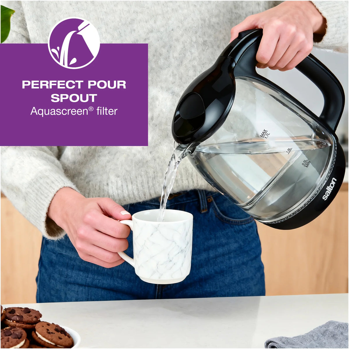 Salton - Cordless Electric 1.7 L Glass Kettle - GK2182