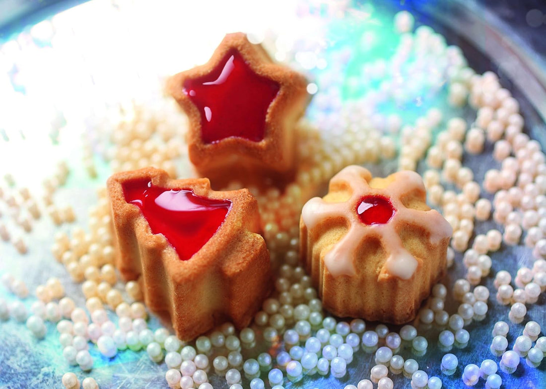 Silikomart - 1.5" x 1.9" x 0.9 Silicone #15 Compartment Magic Winter Baking Mold - SF136