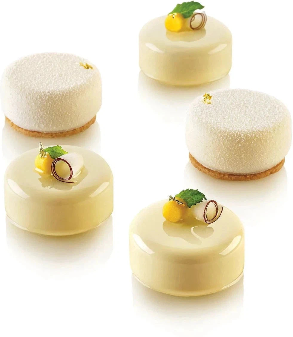 Silikomart - 1.77" Silicone Baking Mould - CURVE ESSENZIALE 30