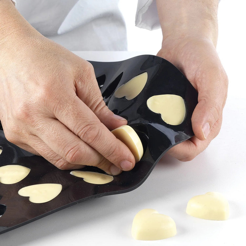 Silikomart - 1.8" x 1.2" x 0.57" Silicone Black 78 Compartment Mid Madeleine Baking Mold - SQ030