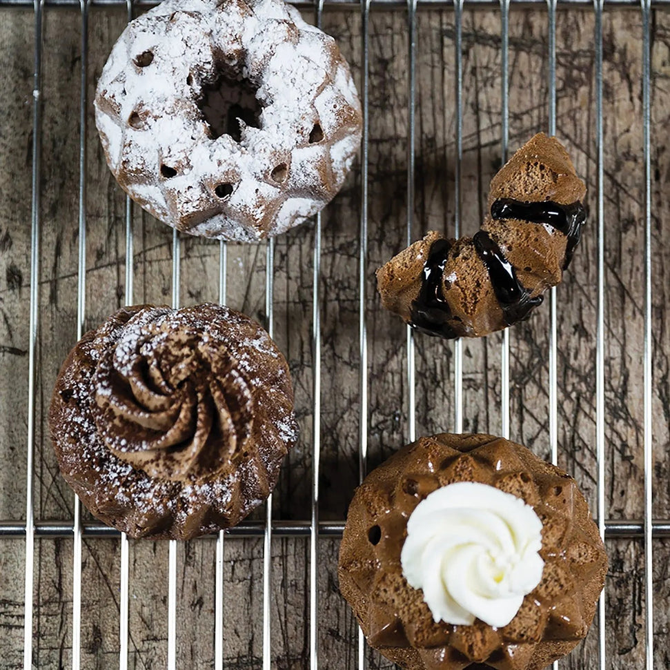 Silikomart - 2.9" x 1.5" Silicone 6 Compartment Fluted Baking Mold - SF061