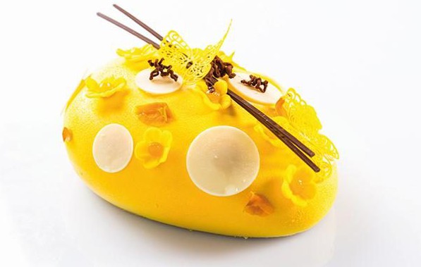 Silikomart - 7.1" x 5.6" x 2.6" Silicone Stampo Baking Mould With Cutter - ZEN1000
