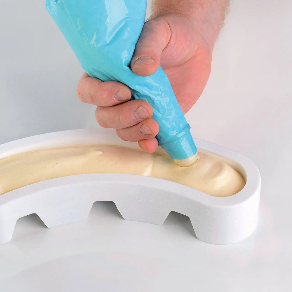 Silikomart - Individual 3-Piece Silicone Baking Mold Set with Plastic Support - STELLA DELCIRCO