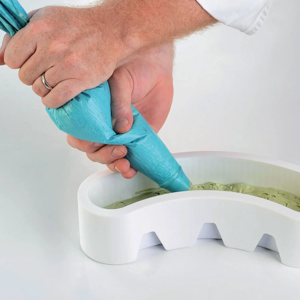 Silikomart - Individual 3-Piece Silicone Baking Mold Set with Plastic Support - STELLA DELCIRCO