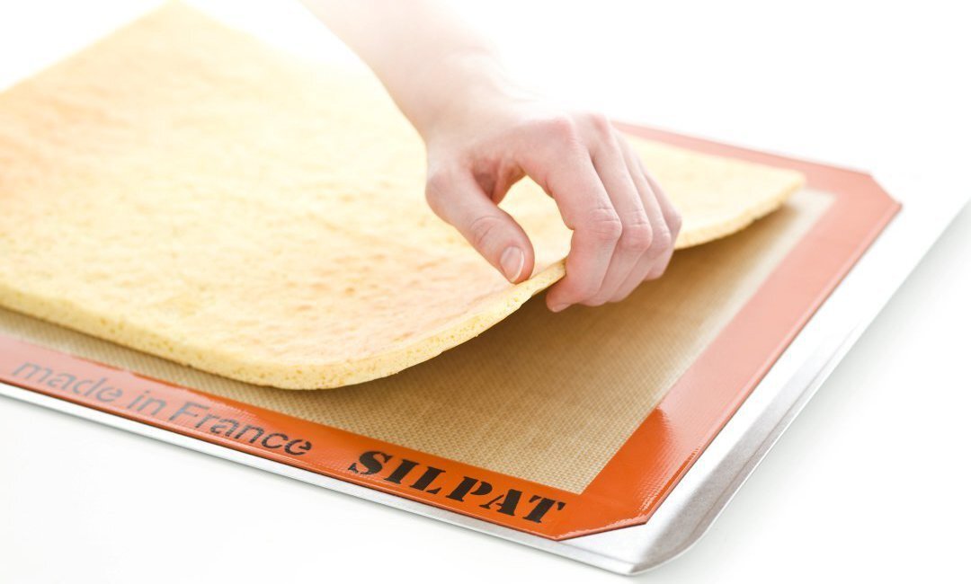 Silpat - 8-1/4" x 11-3/4" Cookie Baking Mat - 232