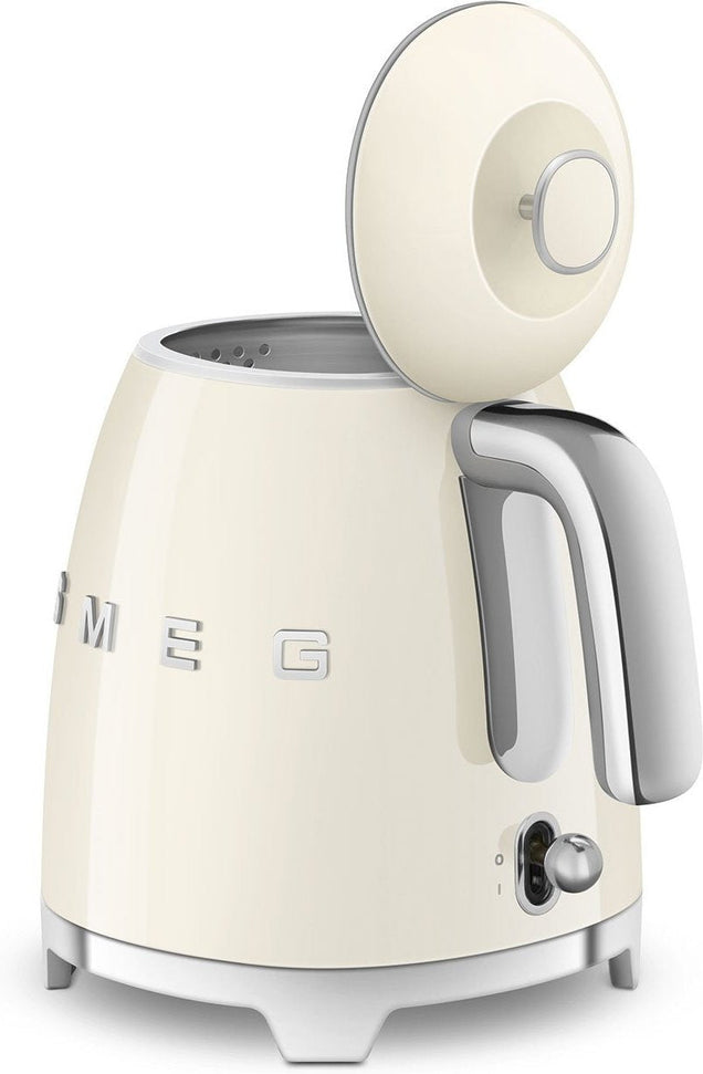 Smeg - 0.8 L 50's Style Mini Kettle with 3D Logo Cream - KLF05CRUS