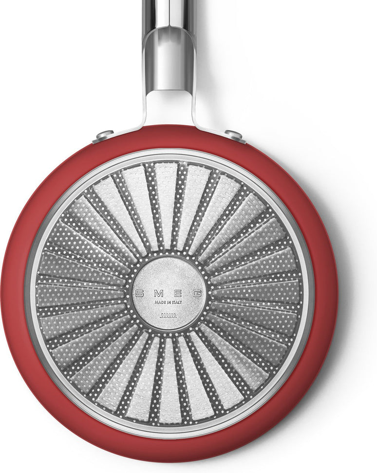 Smeg - 20" Red Non-Stick Sauce Pan With Lid - CKFS2011RDM