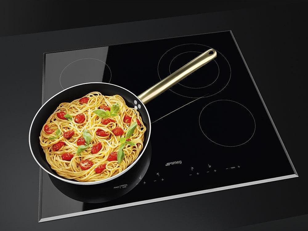 Smeg - 24" 4-Burner Electric Drop-In Ceramic Cooktop - SEU244ETB (Special Order Item)