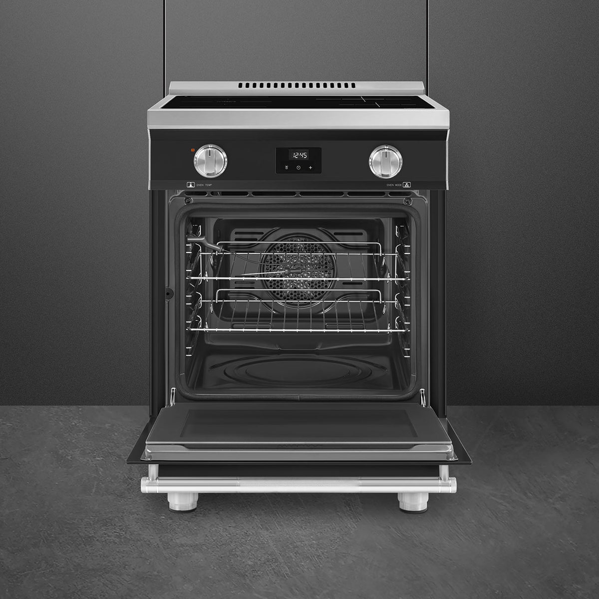 Smeg - 24" Freestanding Matte Black Induction Range - SPR24UIMAN
