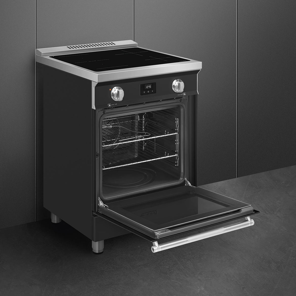 Smeg - 24" Freestanding Matte Black Induction Range - SPR24UIMAN