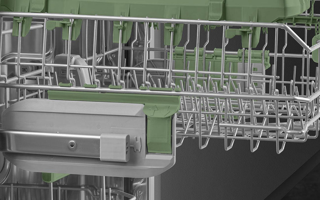 Smeg - 24" Full Console Built-in Dishwasher with Orbital Wash System - DW8210X