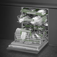 Smeg - 24" Panel Ready Fully Integrated Built-in Dishwasher with 16 Place Setting Capacity - DW8630