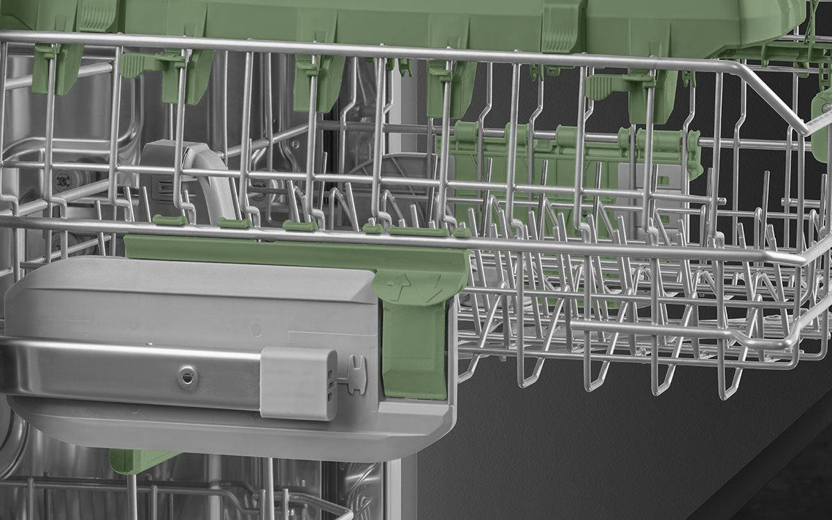 Smeg - 24" Panel Ready Fully Integrated Built-in Dishwasher with Orbital Wash System - DW8610