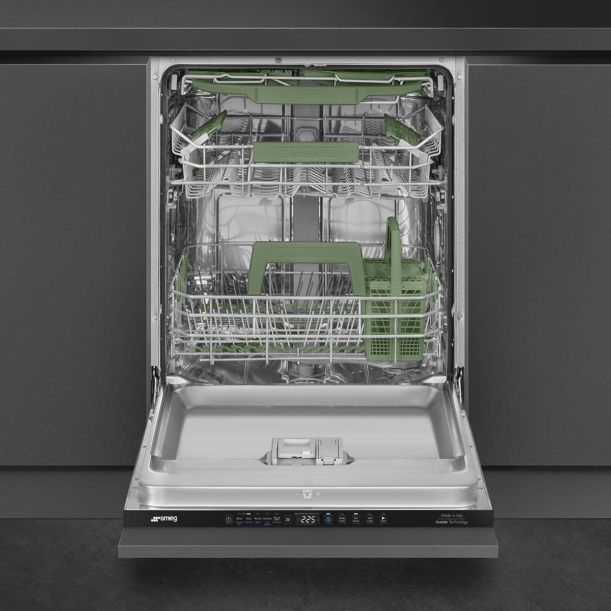 Smeg - 24" Panel Ready Fully Integrated Built-in Dishwasher with Orbital Wash System - DW8620