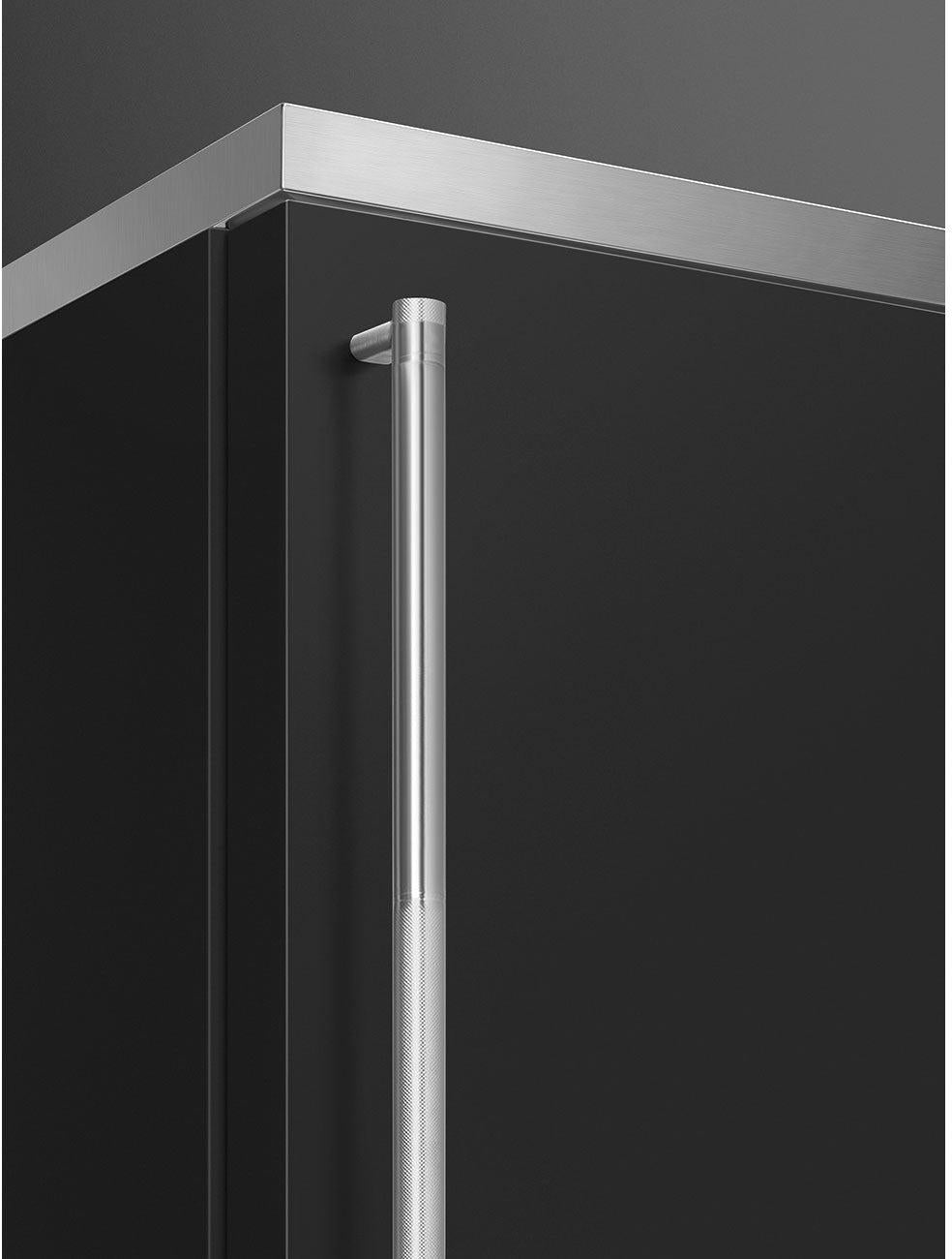 Smeg - 27" Bottom Mount Black Matte Right Hinge Fridge with Pro Handles - BM27URMB
