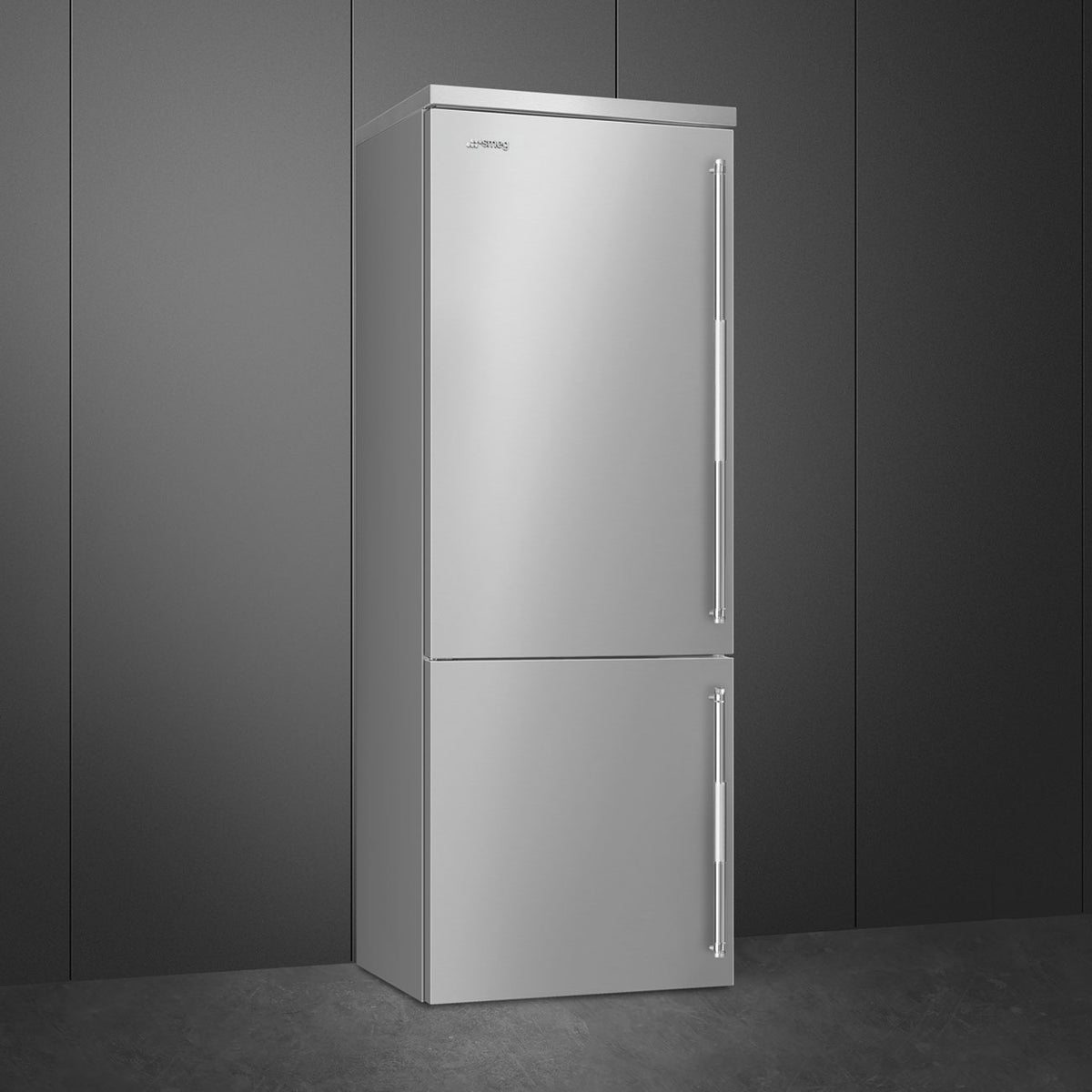 Smeg - 27" Bottom Mount Stainless Steel Left Hinge Fridge with Pro Handles - BM27ULX