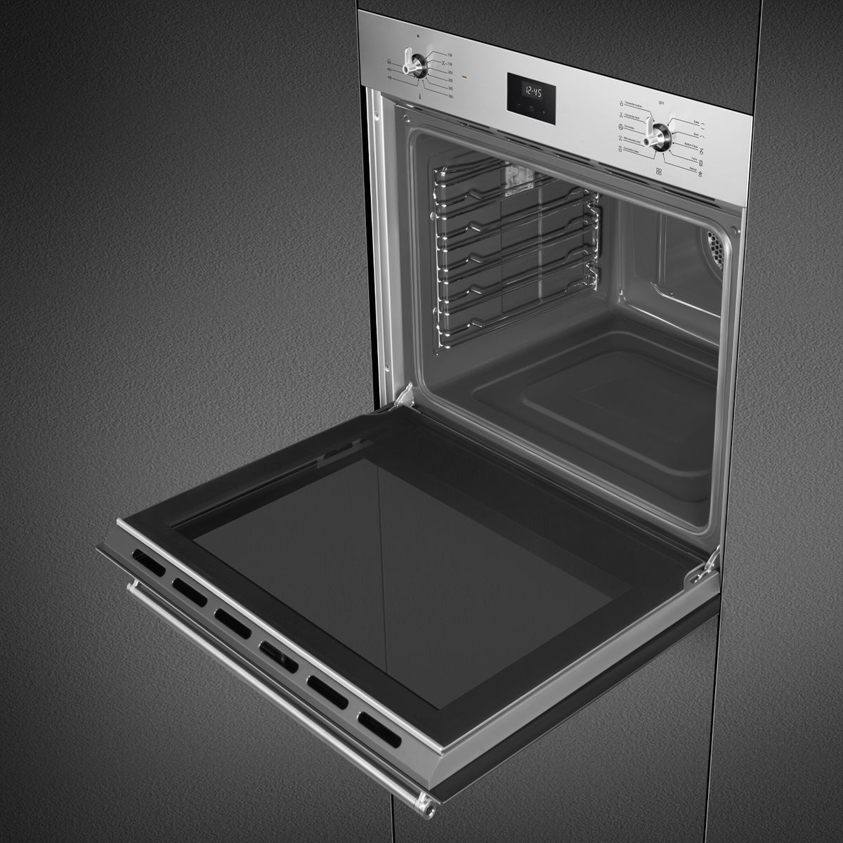 Smeg - 30" Built in Classic Design Oven with Pro Knobs and Handle - SOU3300TX2