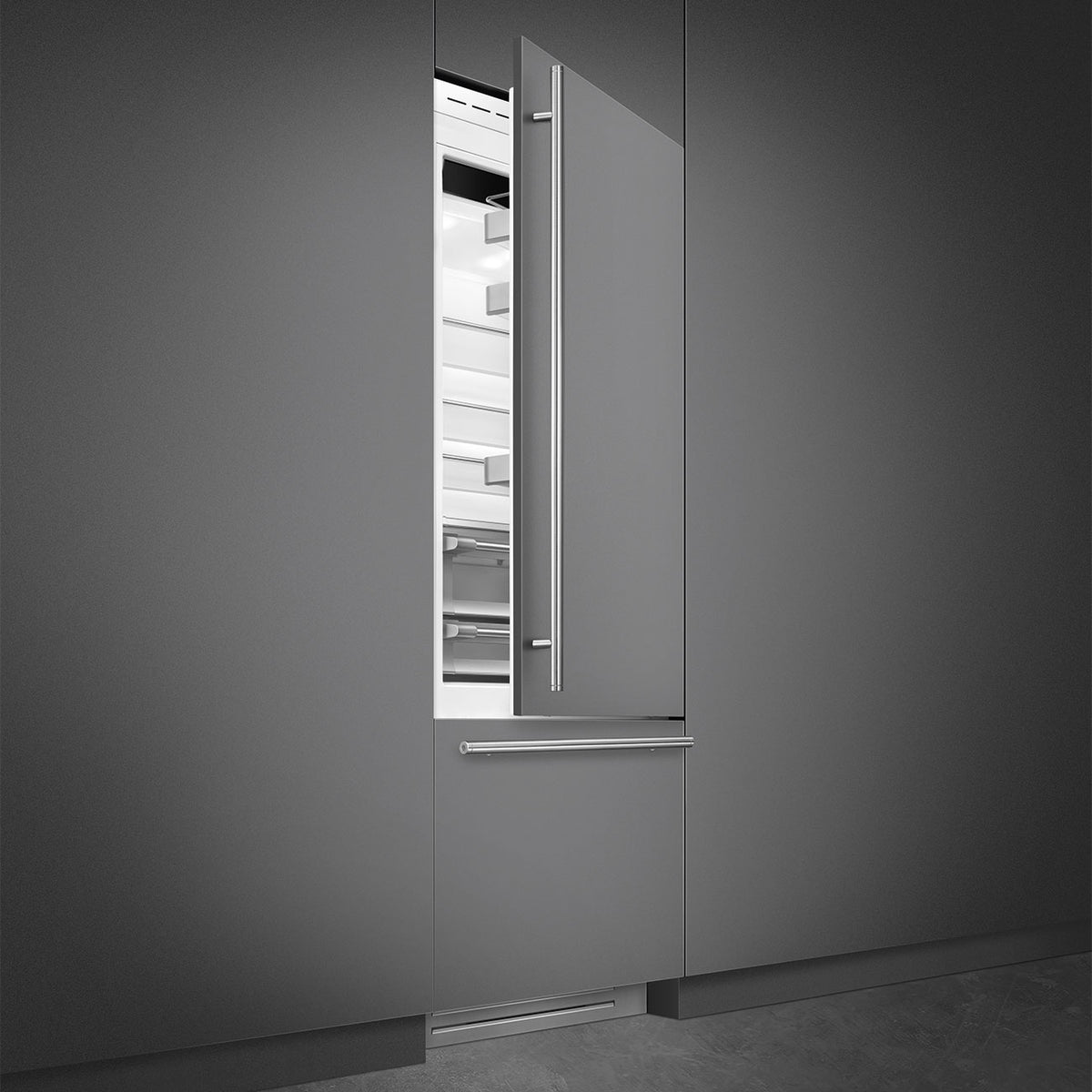 Smeg - 30" Panel Ready Built-In Fridge with Convertible Freezer, Right Hinge - RBMU30R