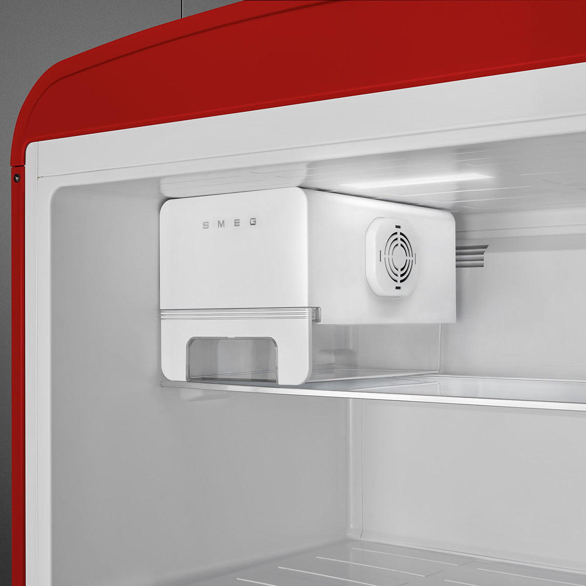Smeg - 31" FAB50 Retro Refrigerator With Bottom Freezer, Right Hinge Preliminary Red - FAB50URRD3 (Special Order Item)