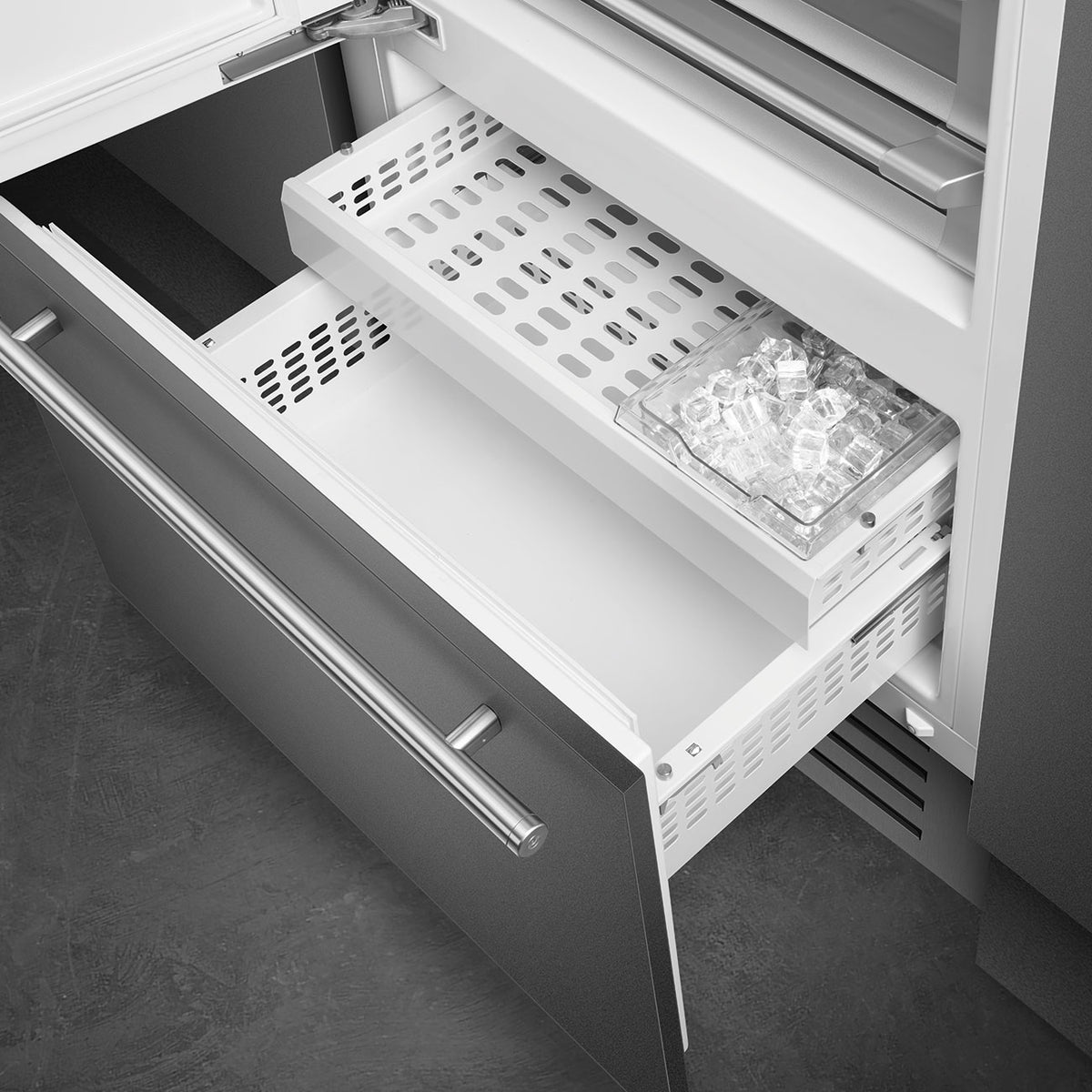 Smeg - 36" Panel Ready Built-In Fridge with Convertible Freezer, Left Hinge - RBMU36L
