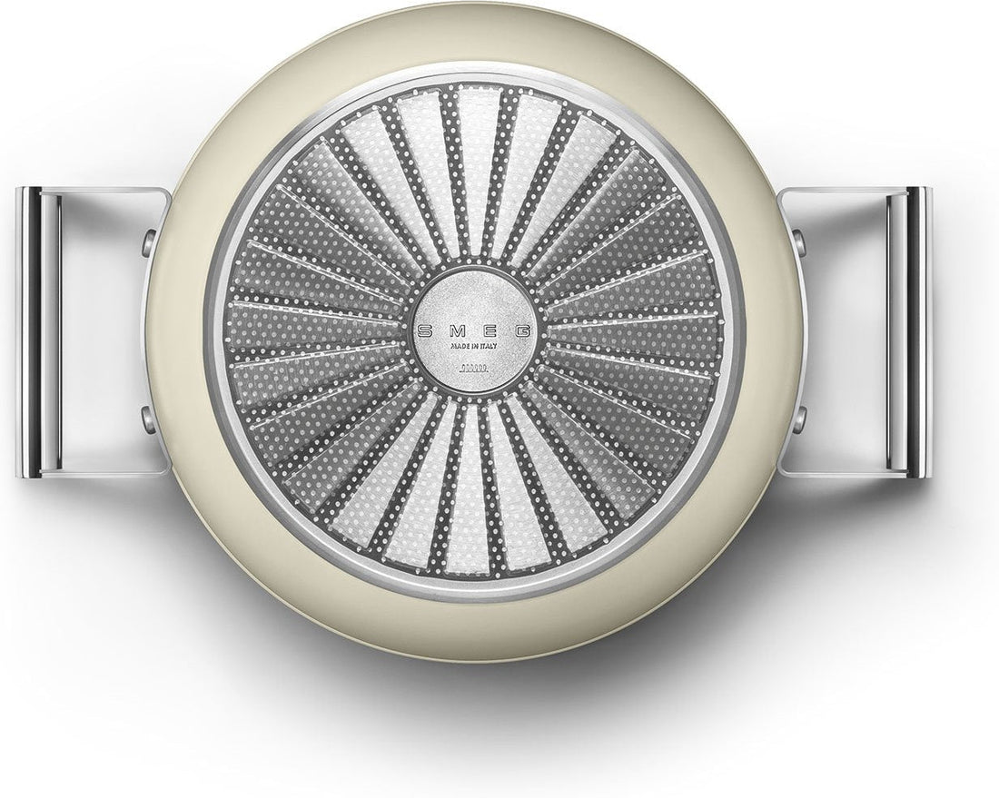 Smeg - 4.6 L 50's Style Non-Stick Casserole Cream - CKFC2411CRM