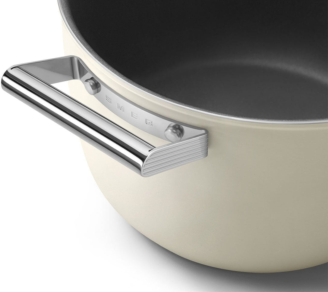Smeg - 7.7 L 50's Style Non-Stick Casserole Cream - CKFC2611CRM