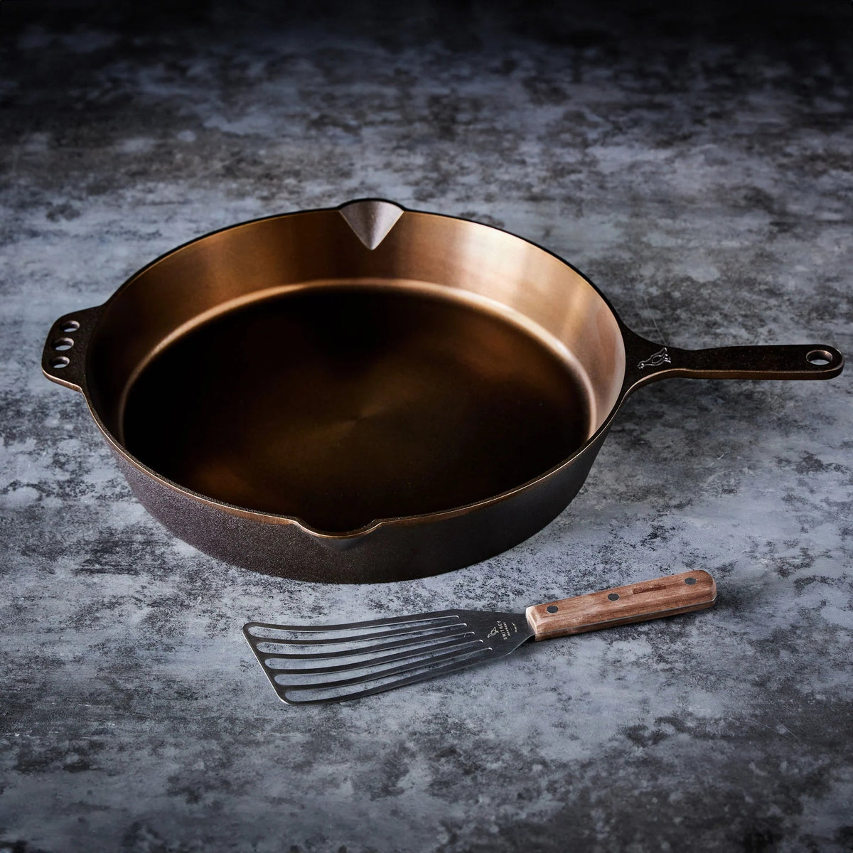 Smithey - 14" Cast Iron No. 14 Traditonal Skillet - Smith-CI-Tradskil14