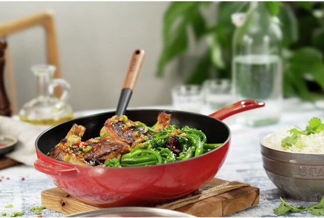 Staub - 10" Cast Iron Daily Pan With Glass Lid Cherry (26 cm) - 1010491