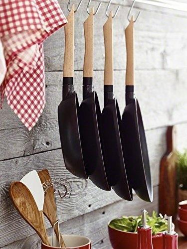 Staub - 10" Cast Iron Fry Pan with Wood Handle (26 cm) - 40511-952