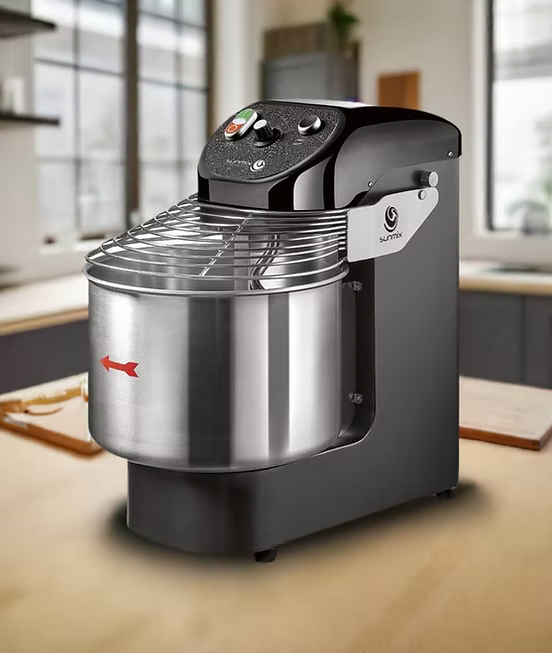 Sunmix - 19 Qt Black Easy Line Spiral Dough Mixer - EASY15-B