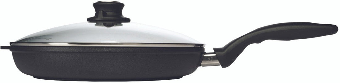 Swiss Diamond - 11" XD Non-Stick Fry Pan with Lid (28 cm) - XD6428C