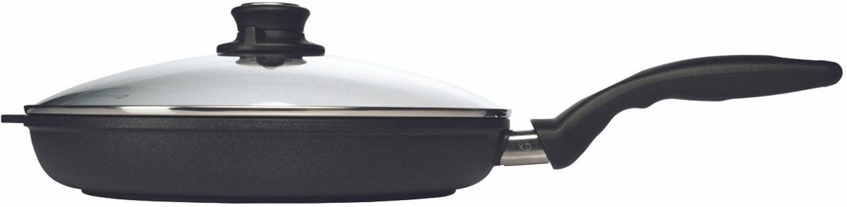 Swiss Diamond - 11" XD Non-Stick Fry Pan with Lid (28 cm) - XD6428C