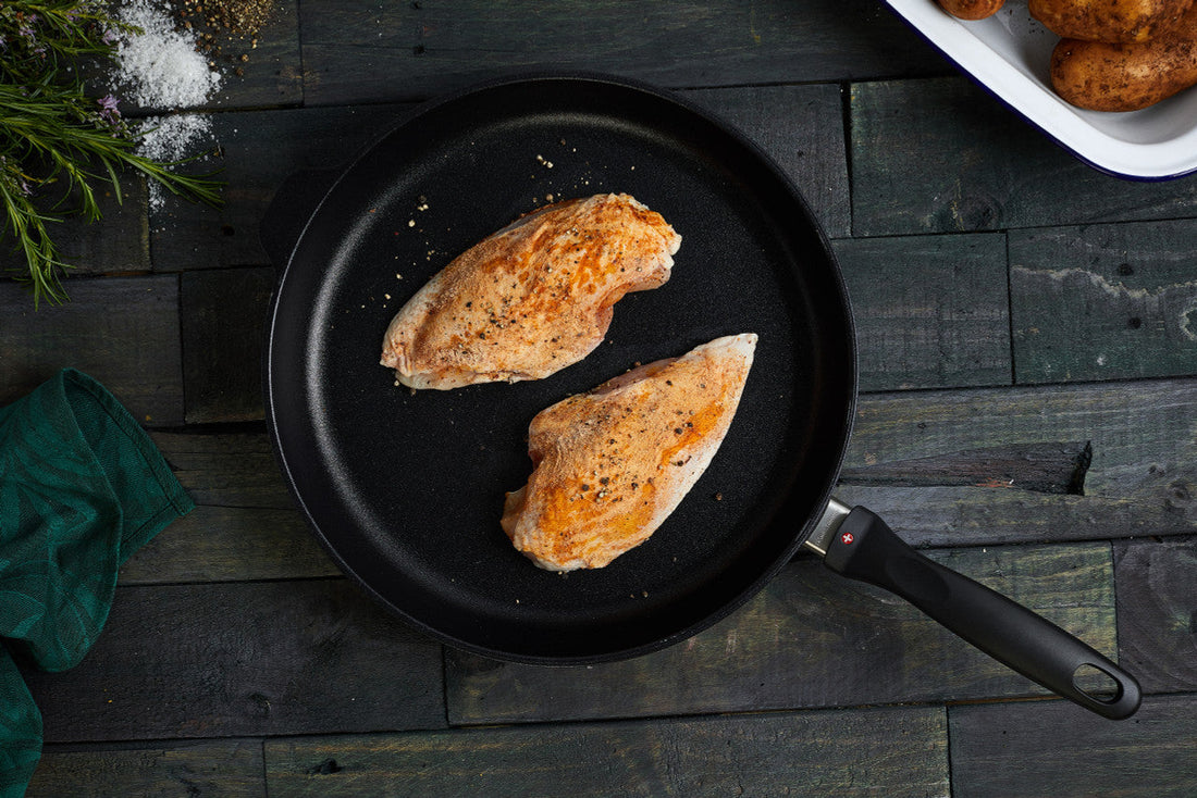 Swiss Diamond - 11" XD Non-Stick Fry Pan with Lid (28 cm) - XD6428C