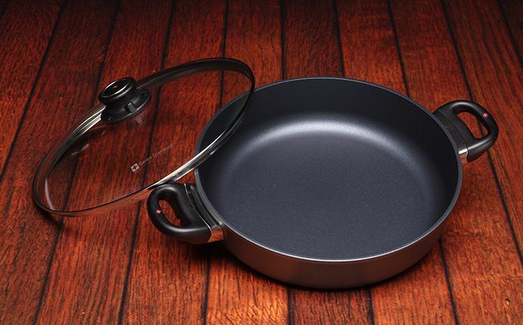 Swiss Diamond - 11" XD Non-Stick Induction Sauteuse with Lid (28 cm) - XD6628ic