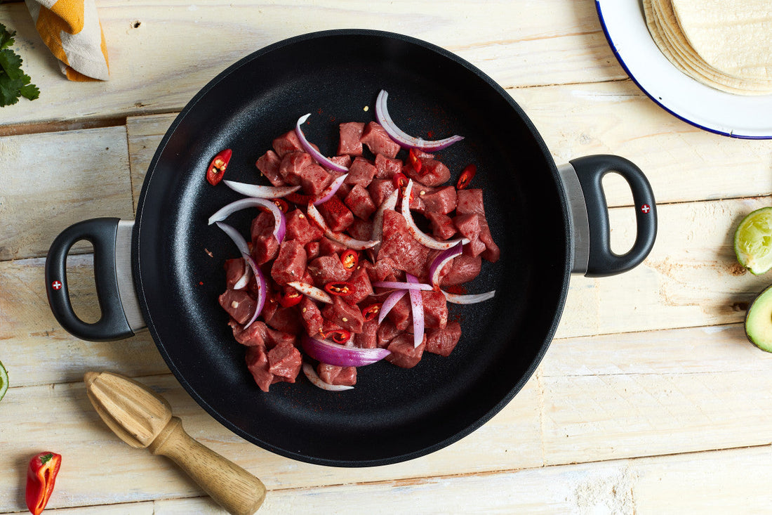 Swiss Diamond - 11" XD Non-Stick Sauteuse with Lid (28 cm) - XD6628c