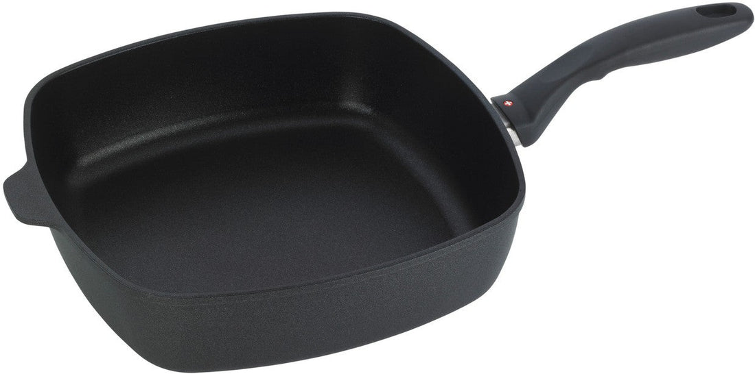 Swiss Diamond - 11" x 11" XD Non-Stick Induction Square Sauté Pan with Lid (28 cm x 28 cm) - XD66283ic