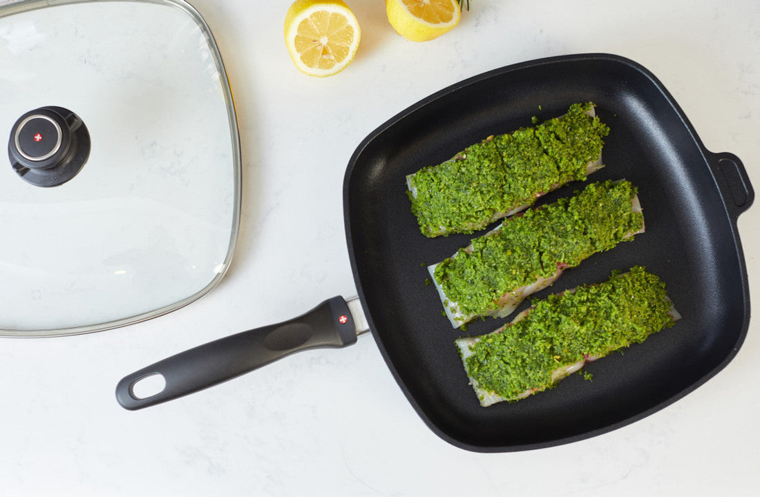 Swiss Diamond - 11" x 11" XD Non-Stick Square Fry Pan (28 cm x 28 cm) - XD6328